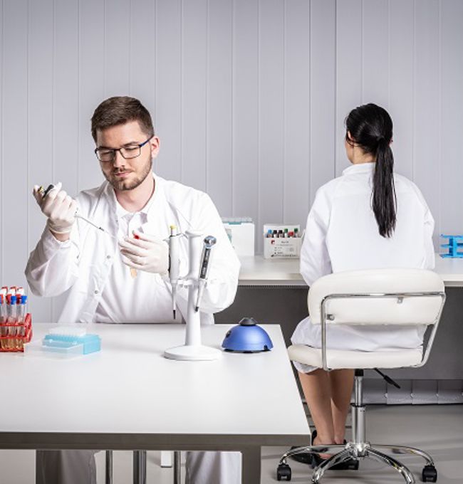 Technolog (technoložka) / laborant(-ka) výroby molekulárně – diagnostických souprav